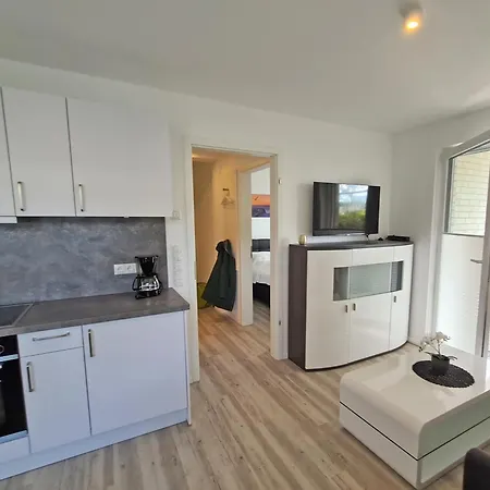 Apartament Meerbude Whg 1 *