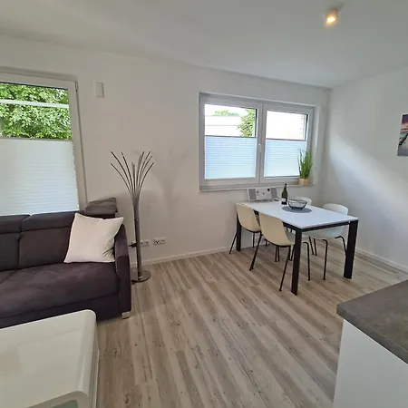 Apartament Meerbude Whg 1 *